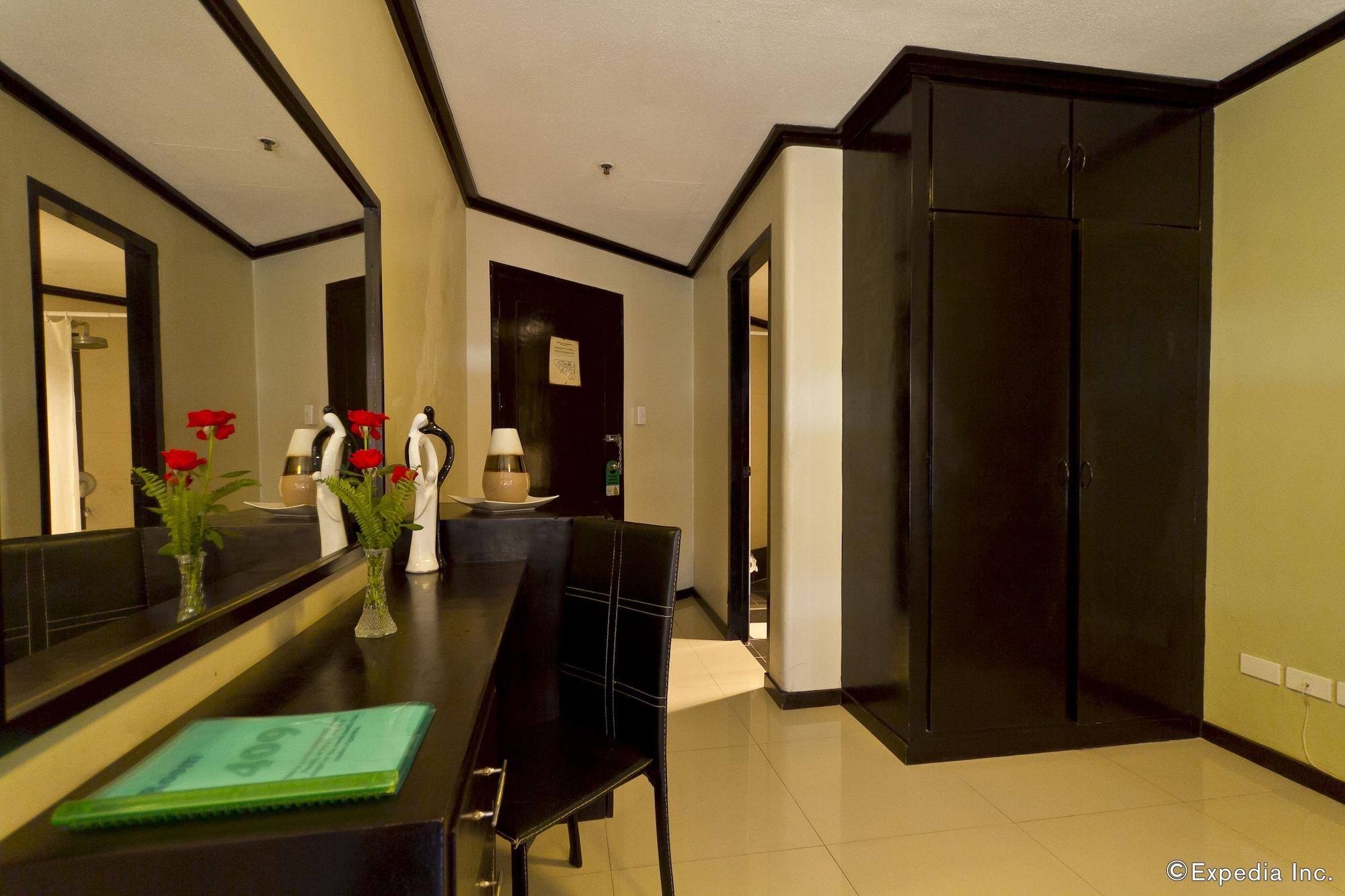 Richmond Plaza Hotel Tabok Exterior photo
