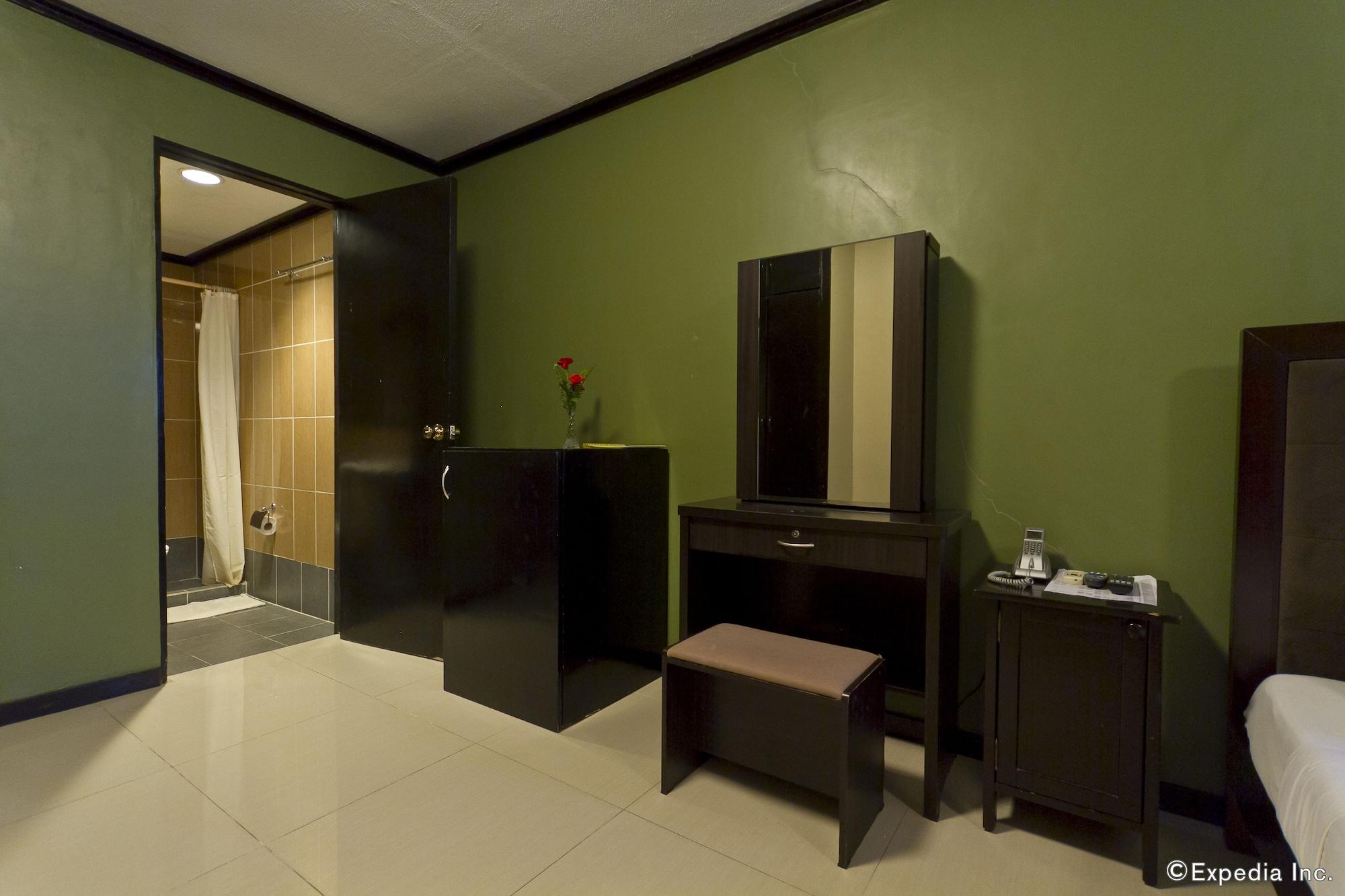 Richmond Plaza Hotel Tabok Exterior photo