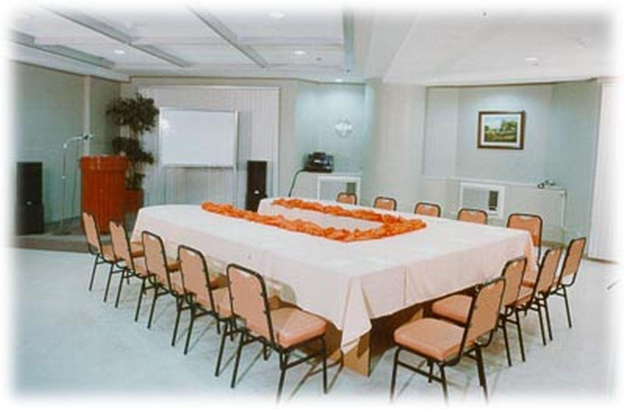Richmond Plaza Hotel Tabok Exterior photo