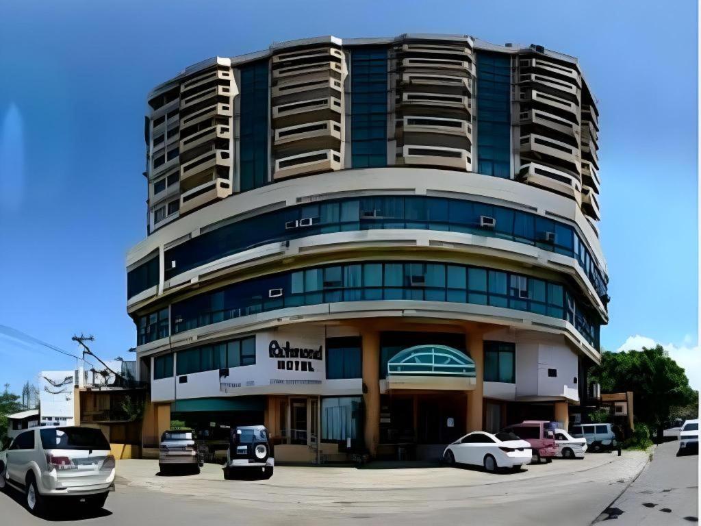 Richmond Plaza Hotel Tabok Exterior photo