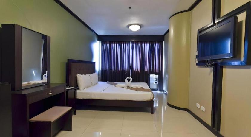 Richmond Plaza Hotel Tabok Exterior photo